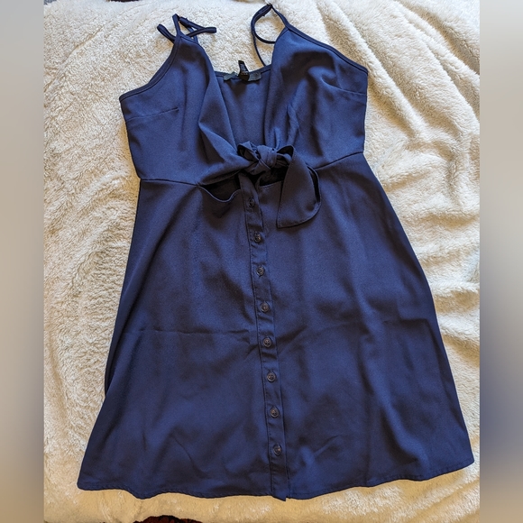 Spaghetti strap mini dress - Picture 4 of 5